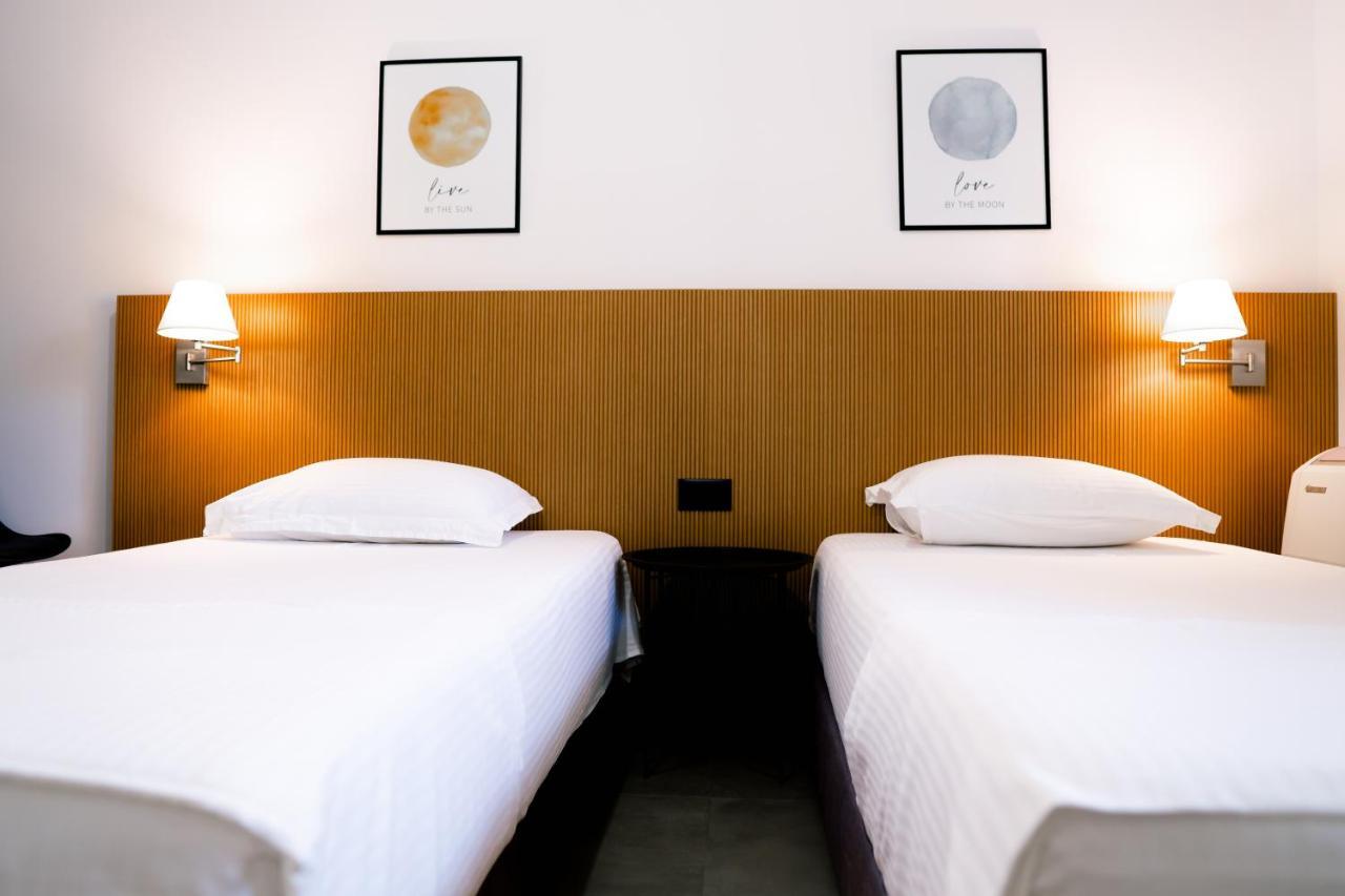 Novi'S Luxury Apartment 1 Gjirokastra Kültér fotó
